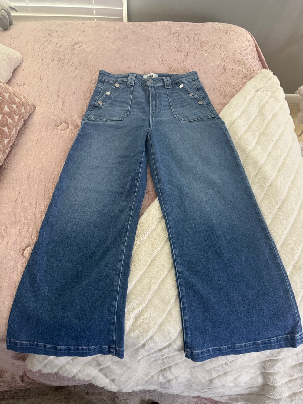 PAIGE Blue High-Rise Cropped Wide Leg Jeans with Front Patch Pockets
